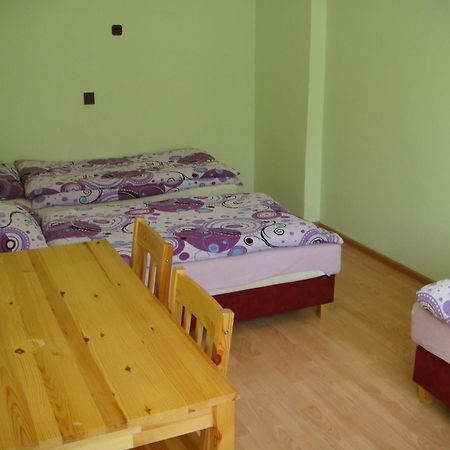 Hostel Omega Rzeszów Eksteriør billede