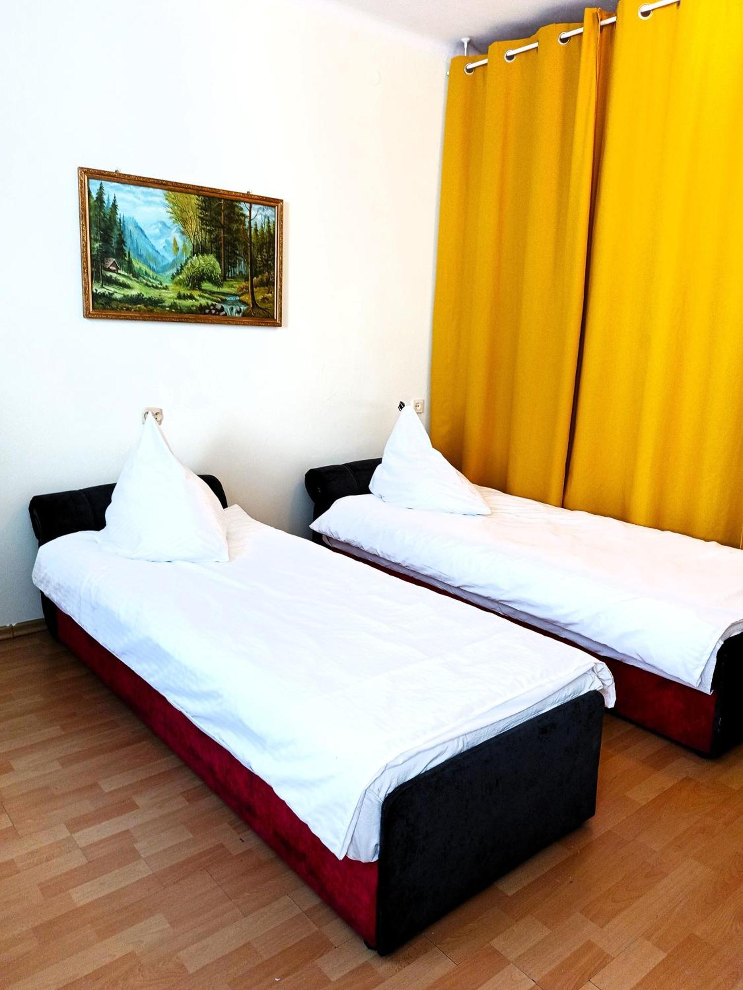 Hostel Omega Rzeszów Eksteriør billede