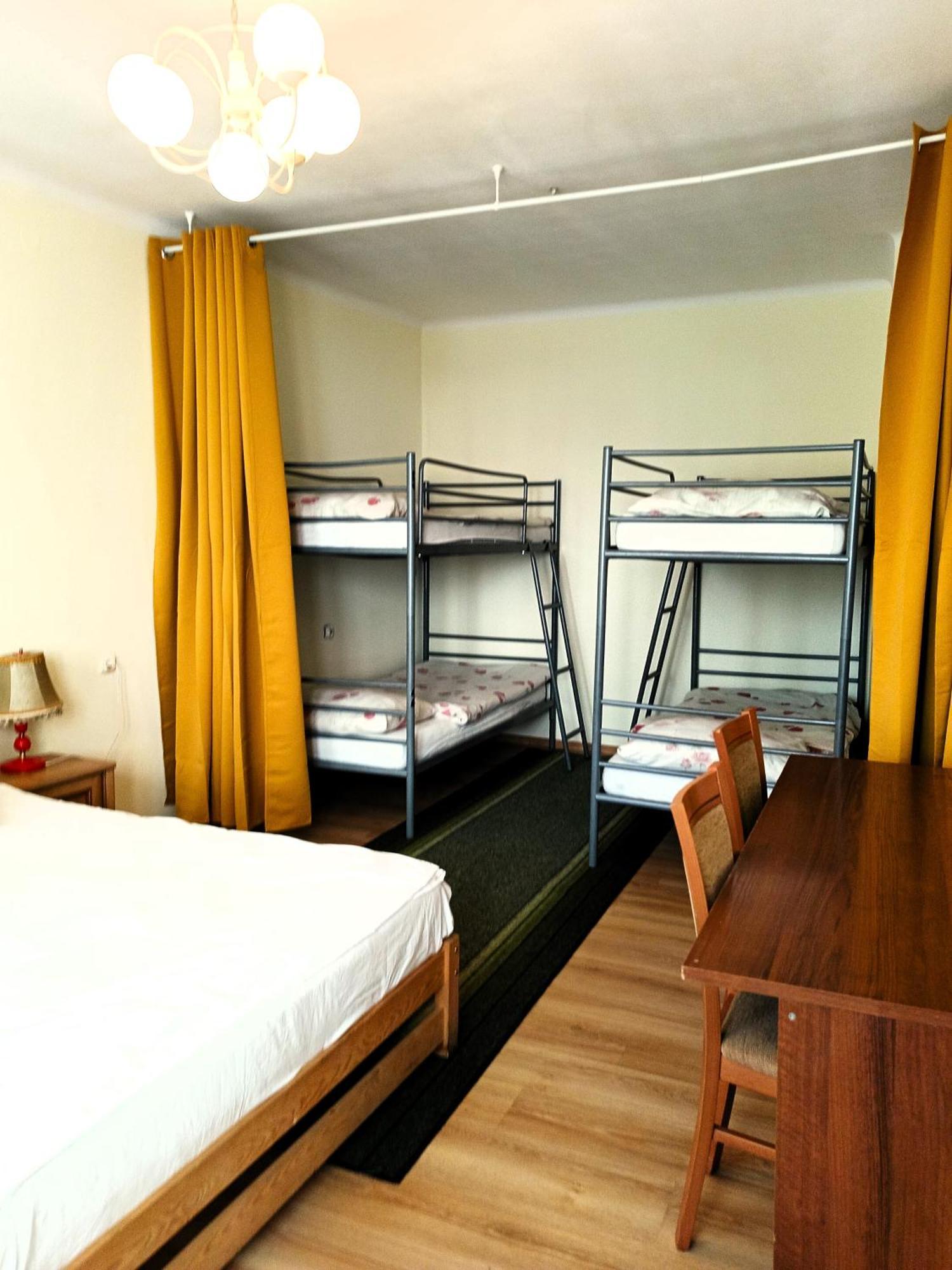 Hostel Omega Rzeszów Eksteriør billede