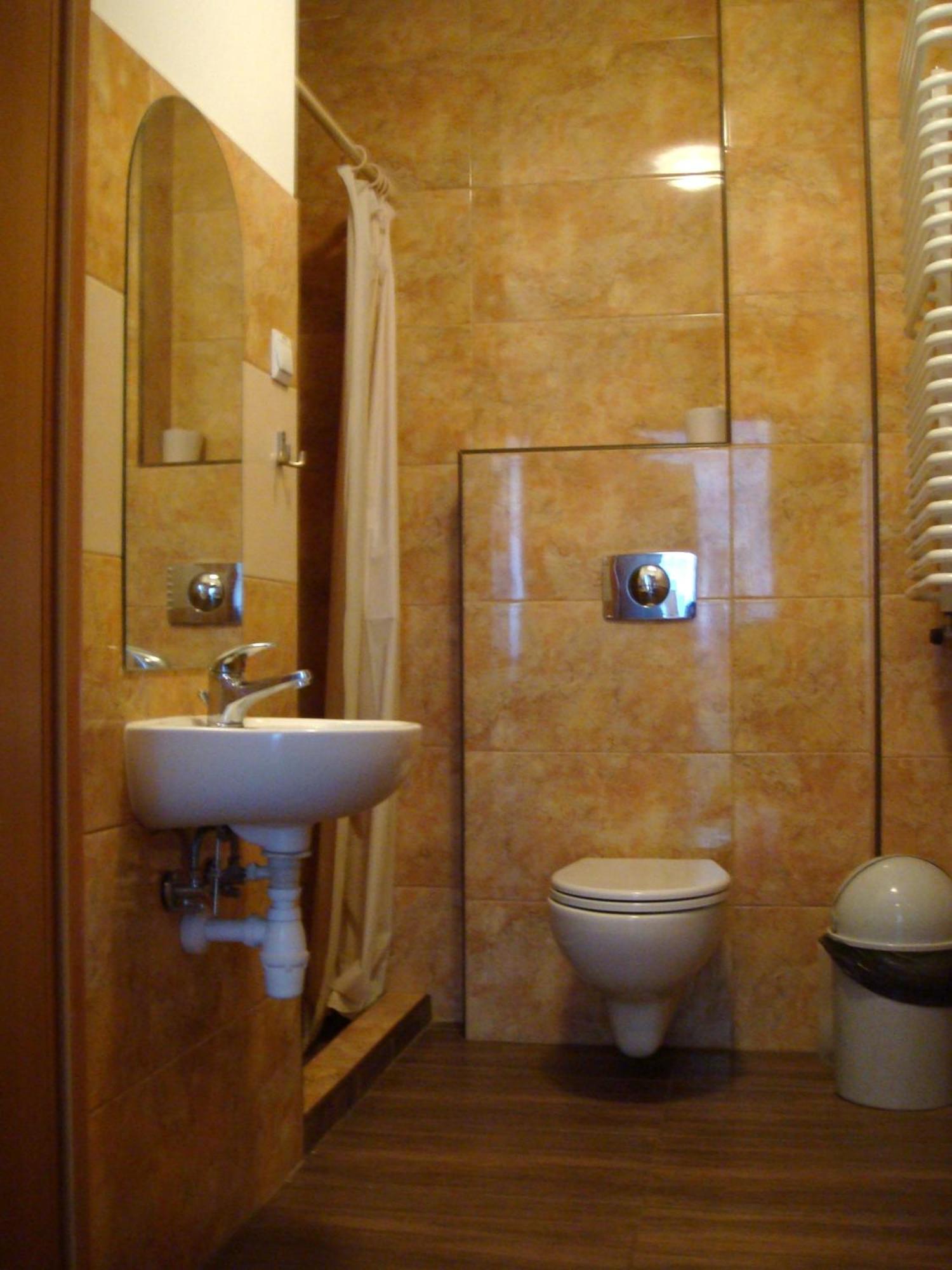 Hostel Omega Rzeszów Eksteriør billede