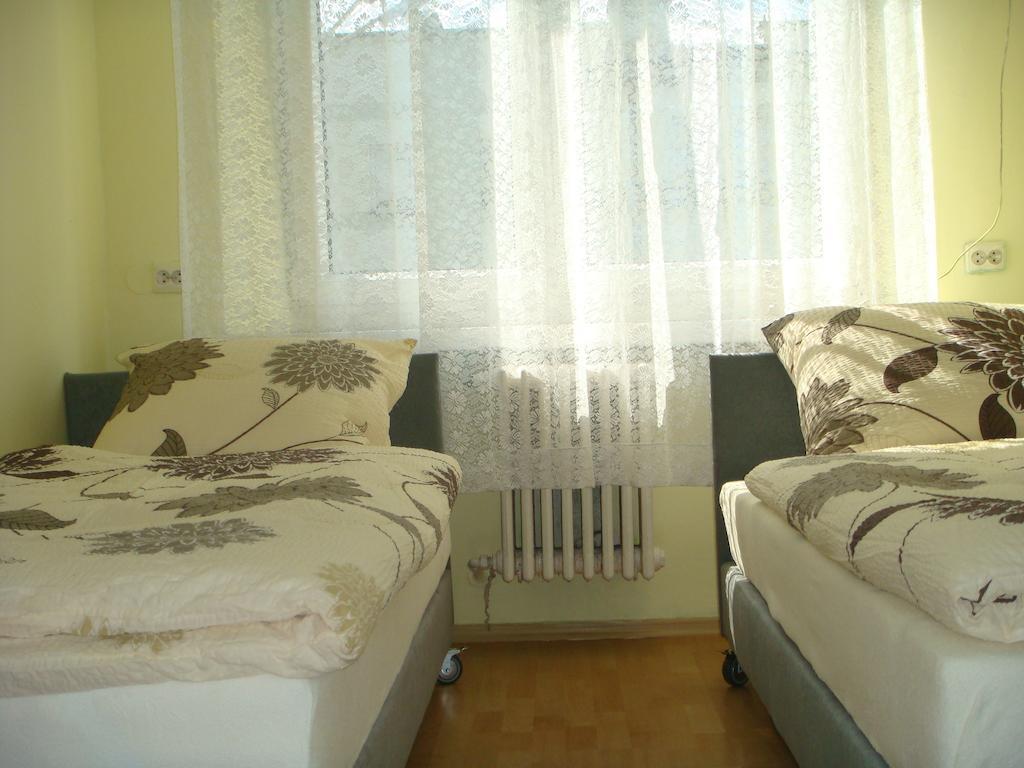 Hostel Omega Rzeszów Værelse billede